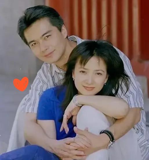 何晴的突然离开，最难过的不是她的父母，也不是她最爱的孩子，而是那