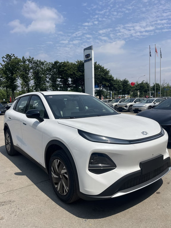长安启源Q05直接6.99万起，预算不高的宝子闭眼看过来￼￼￼不是小微型代步车，正经五门五座SUV，
