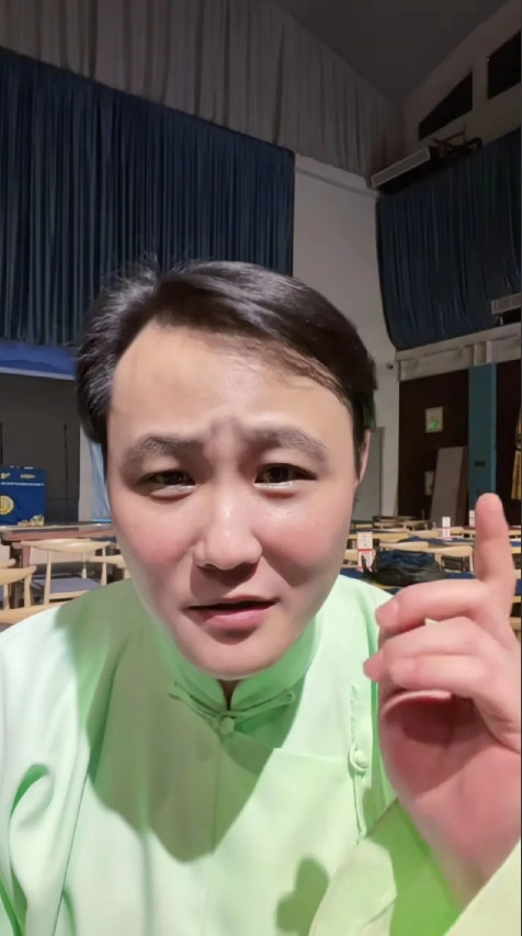 这下热闹了，继张伯鑫的高兴社直播说相声后，相声界又一位话题人物也要开启直播说相声
