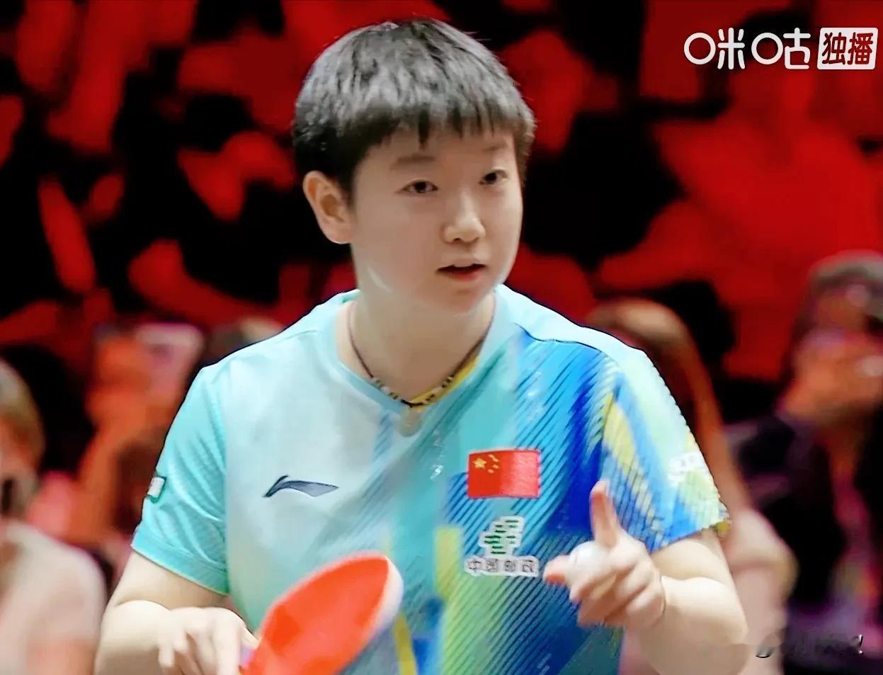 孙颖莎为啥给了黄牌？到现在也没人搞懂！有网友说:因为拖延时间，但是这时候是