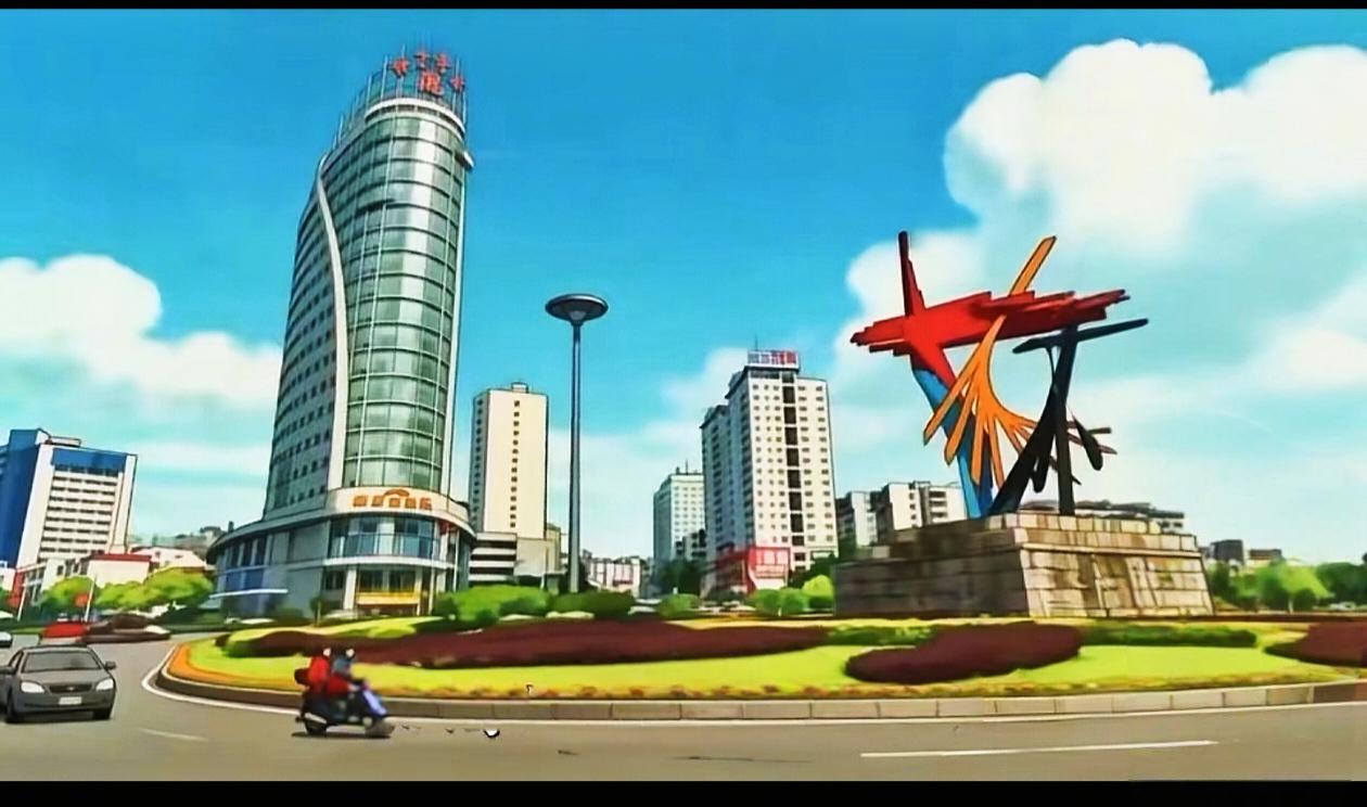 老宜昌人应该知道图上这地方是哪里。这也是当年宜昌街头的一个标志性雕塑，在宜昌下