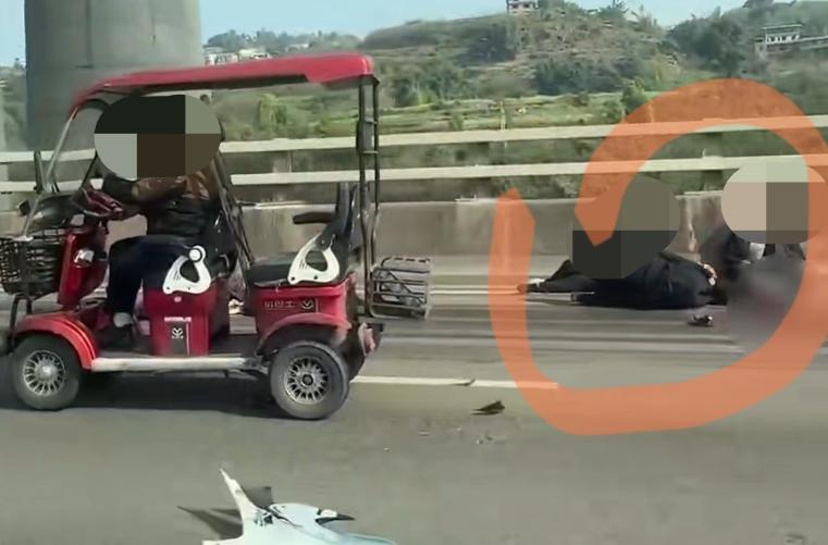 宜宾18岁男子酒驾摩托，致1死6伤！别拿生命当儿戏！3月20日，四川宜宾，一