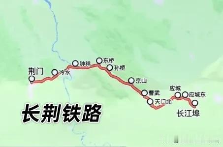 湖北铁路建设风向变了，不再只盯着高铁新线，转而啃起老线改造的硬骨头。继宜昌鸦宜铁