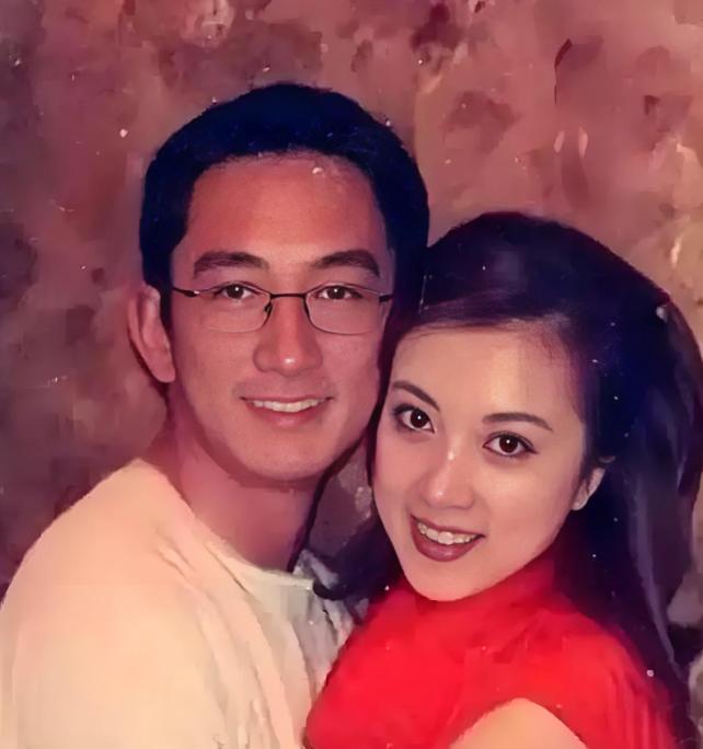 2001年，吴启华为了娶金巧巧，花160万在上海买了一套房子。没曾想，金巧巧转身