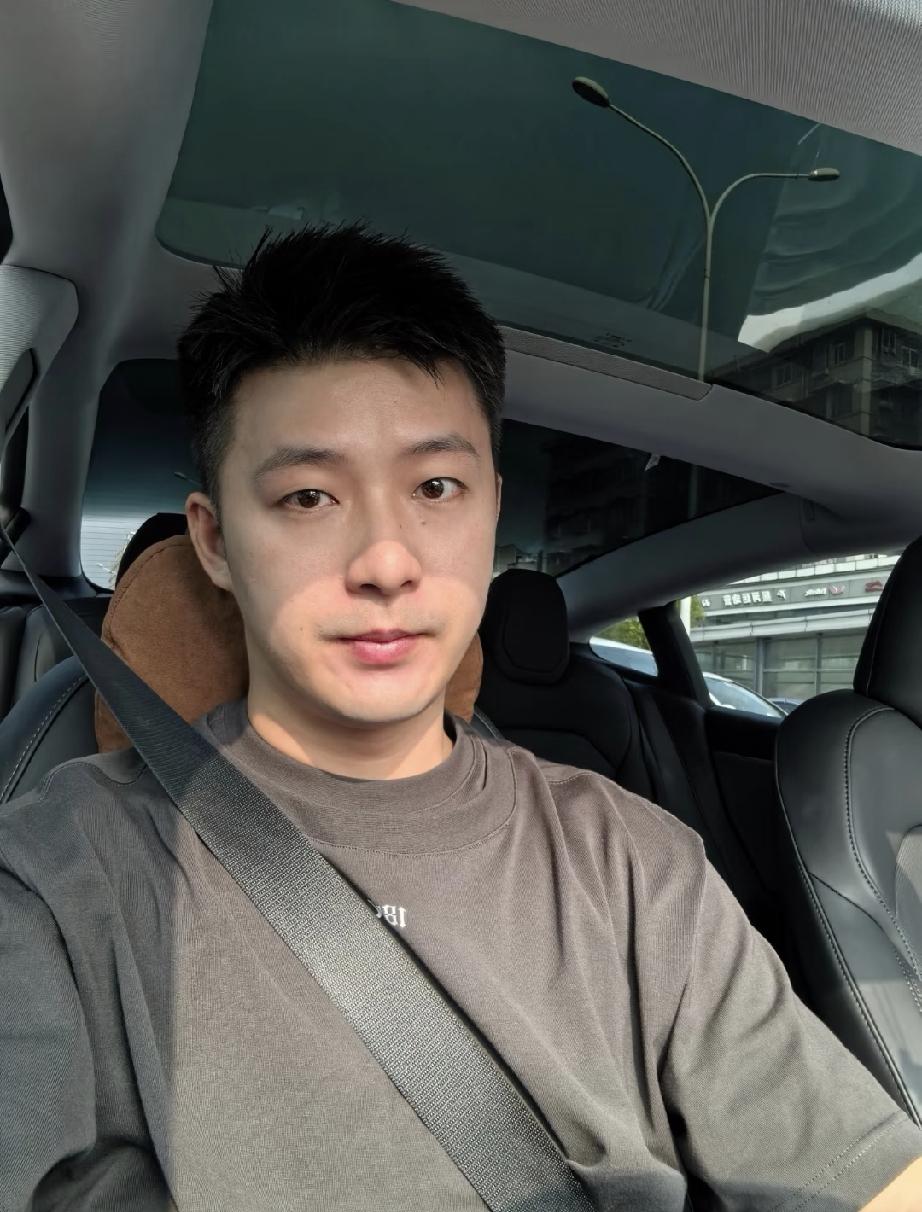 我真是上辈子造了孽了，这辈子要受儿子的罪。我家儿子今年都三十六了，连个对象都