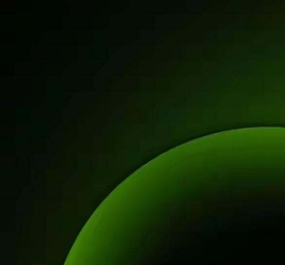 鹿在诗里跑，也在北京零下十度的冰里喘。去年冬天我路过冬奥公园，王雪涛的冰雕鹿正