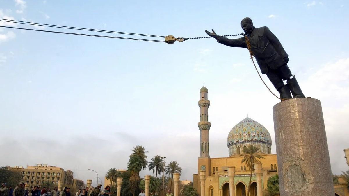 20年弹指一挥，巴格达街头的夜色似乎比历史上任何时候都璀璨。高楼、霓虹、社交媒体