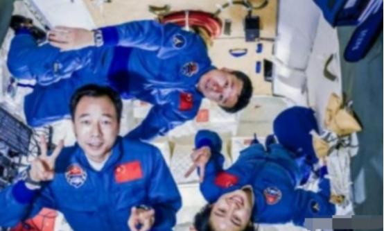 为什么大家都不提中国空间站了？没脸提，跟国际空间站差距太大，但不是中国空间站拿不