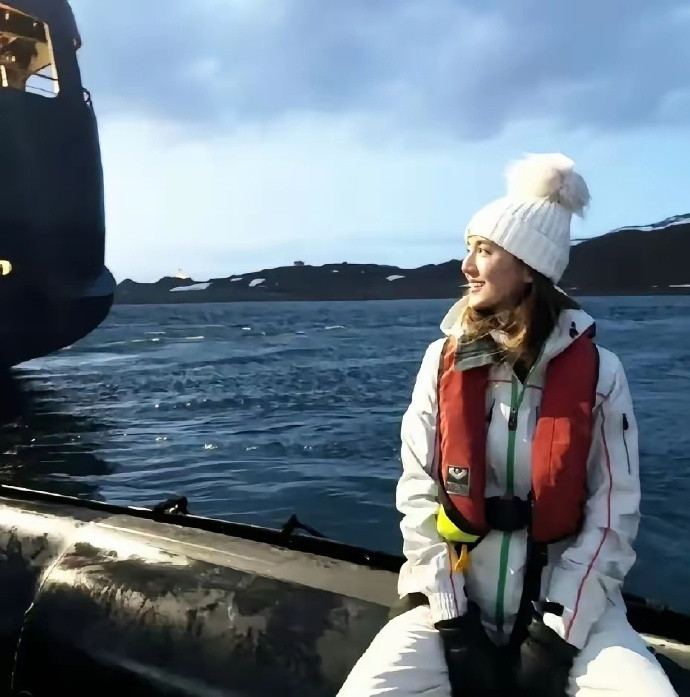 吴千语晒出在智利旅行，她真的好自由啊！多旅行看世界，人的气质真的不一样，人家香港