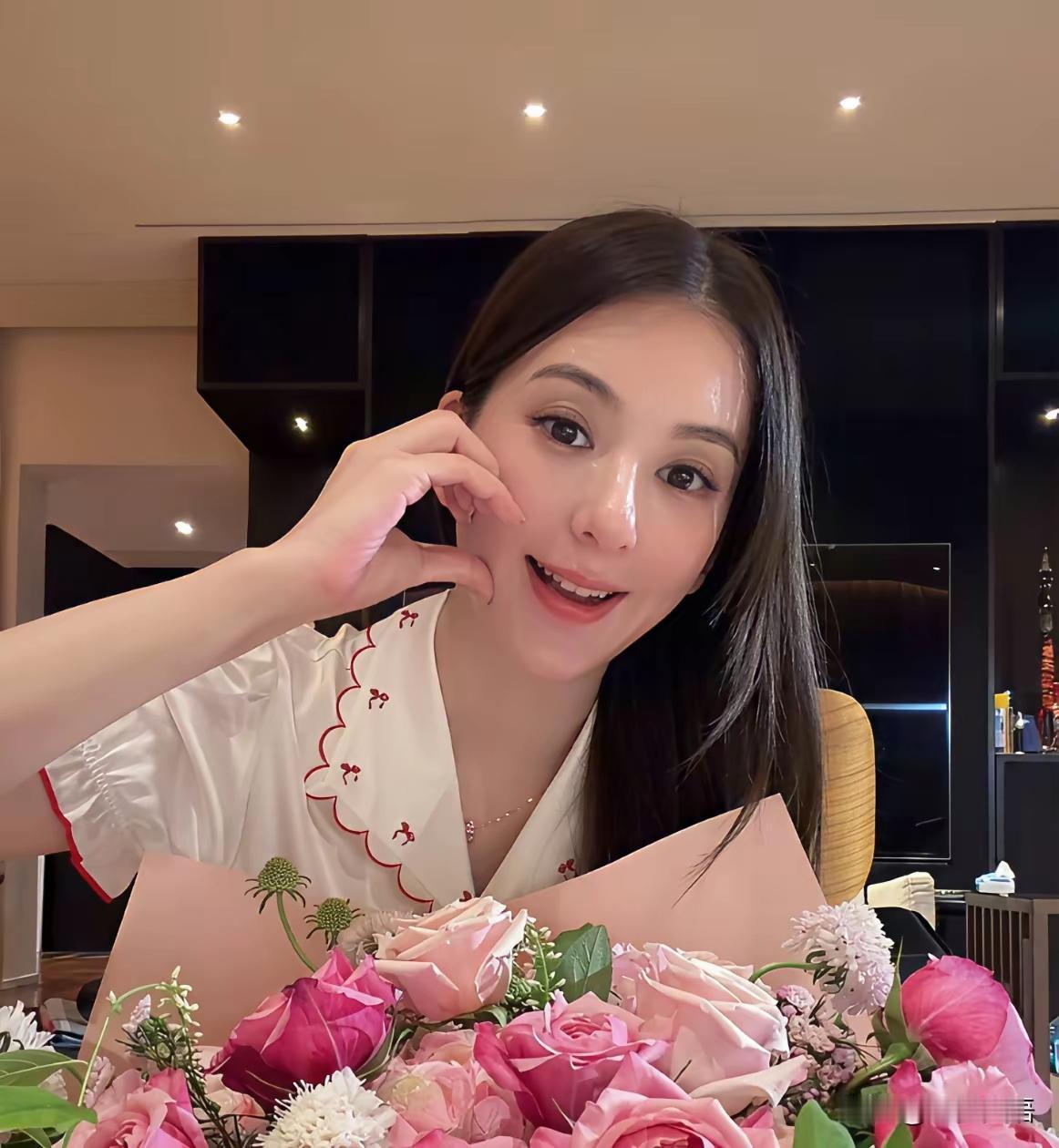 方媛错了，她在偷换概念！每一个女孩在能力范围内，当然值得最好的，但这个好的条
