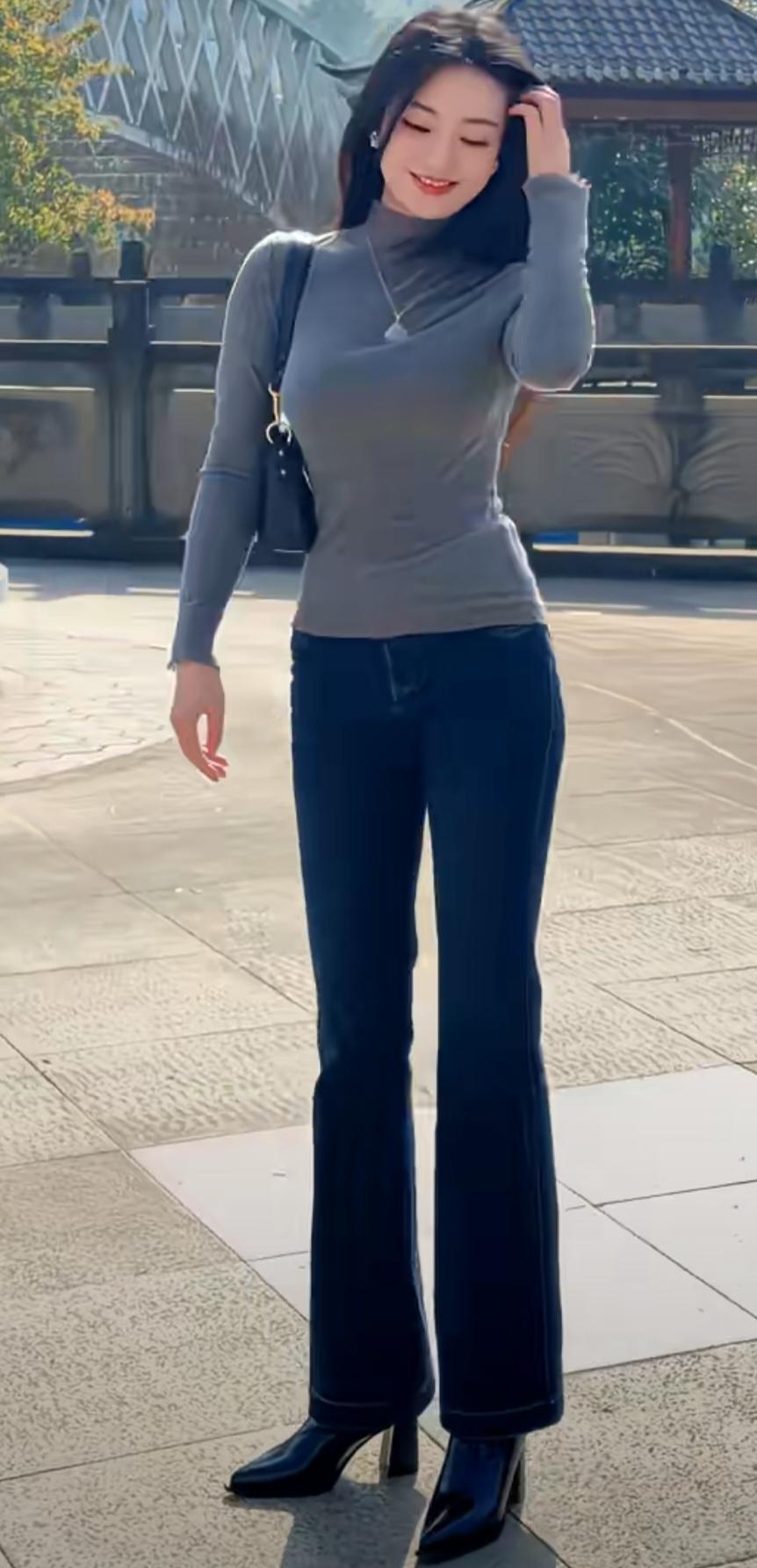 面对目前复杂的国际形势，才真得感悟到国家强大、人民平安是多么重要。（图网侵删）