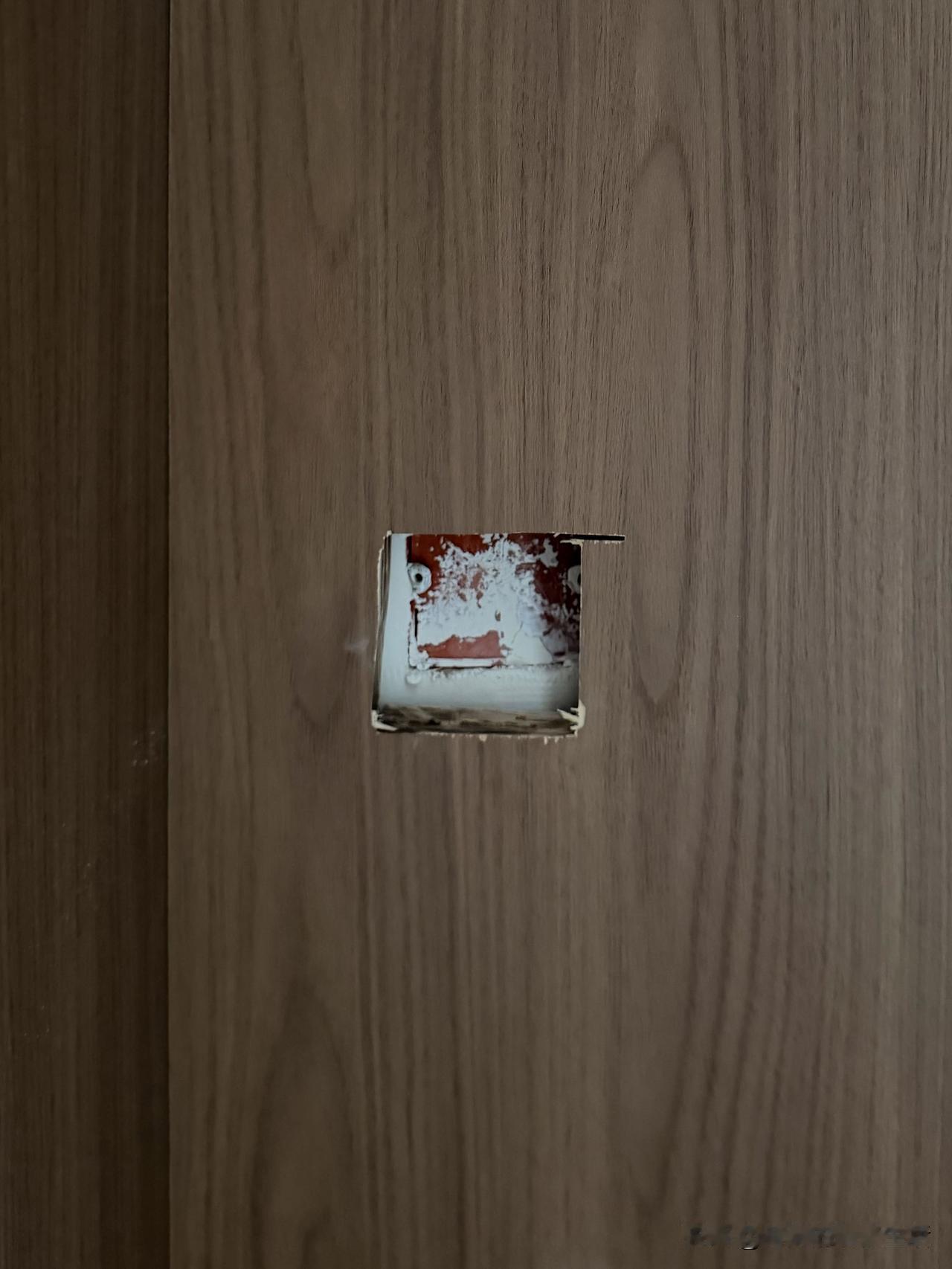 整个装修行业，我最怕的就是定制家具，前端销售和后端安装根本就不是一回事