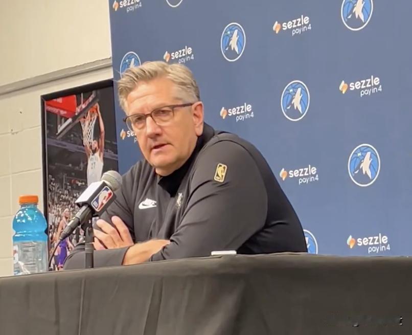 NBA赛场上，兰德尔的表现太亮眼啦！在森林狼125-112战胜马刺的比赛后，