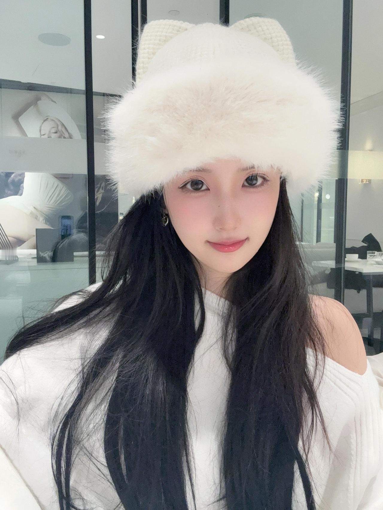 冬天记得带帽子៸៸᳐៸᳐⦁⩊<៸៸᳐៸᳐੭ﾞ੭ﾞ