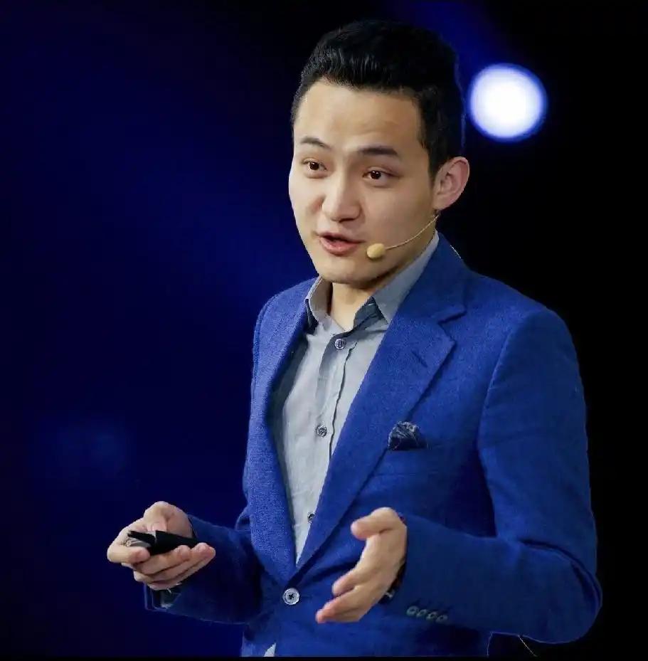 孙宇晨一位北大的gwy同学对他的评价，相对理性客观。大一入学，没几天就搞到了全系