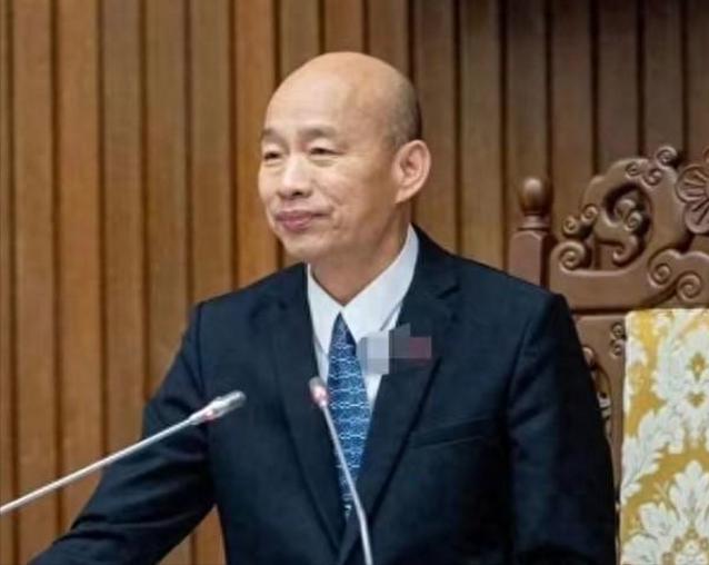 韩国瑜怒斥傅崐萁总召：干脆辞职！这是要公开决裂？今天（11日），韩国瑜、傅崐