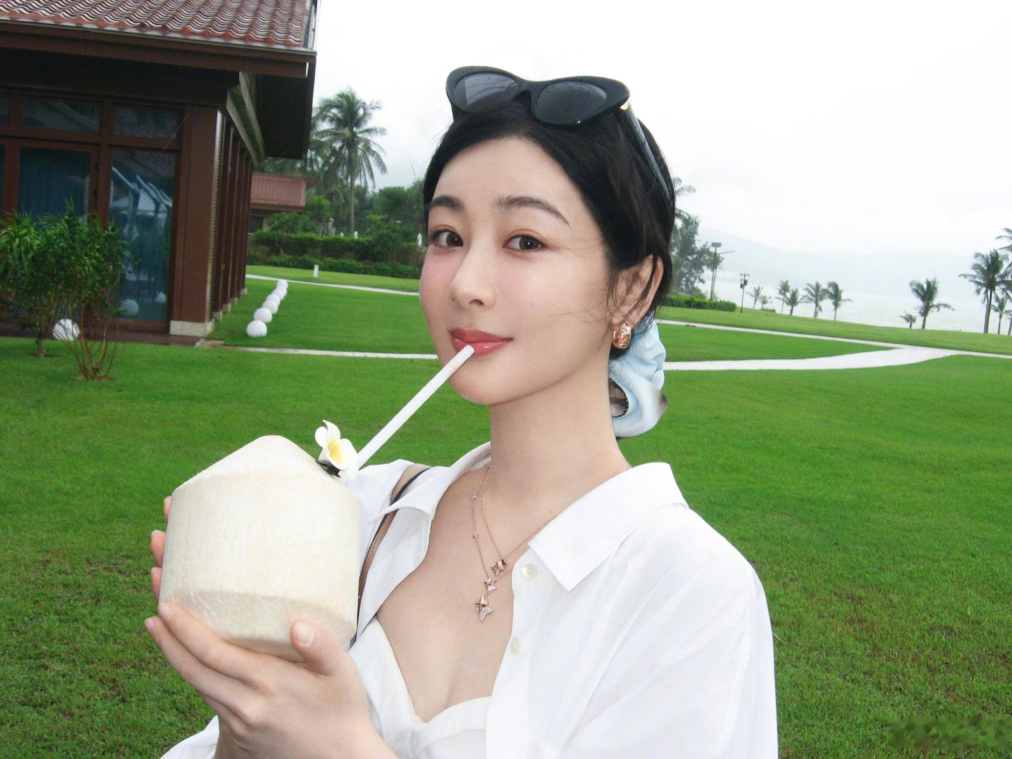 窝紫旅游照怎么有种花开富贵的感觉？[笑着哭]​​​