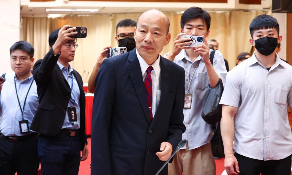 “普发1万”今“立院”激战！他提小英曾发3次酸赖清德：台湾被掏空了？赖清德