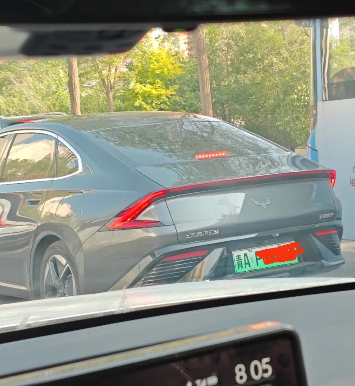 为啥燃油车跑400-500km能接受，电车一次跑400-500km却说续