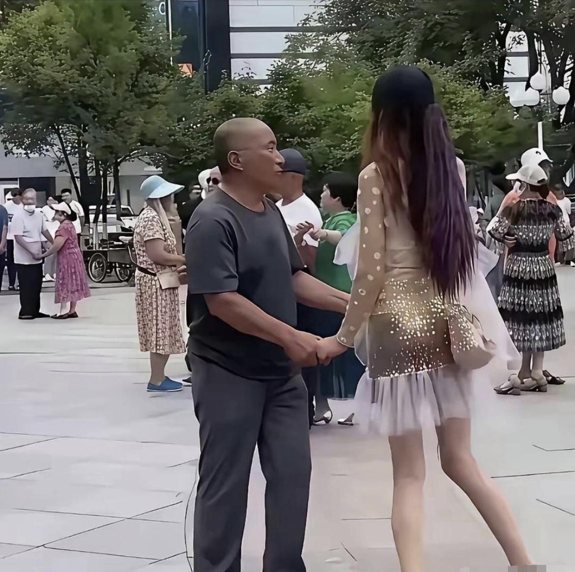 不得不说，我错怪大叔了[哭哭]