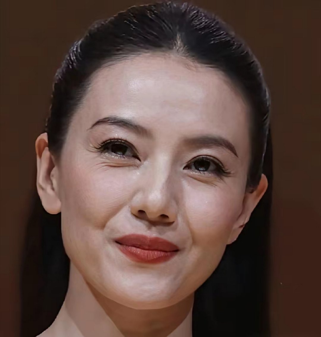 高圆圆真是一点儿也不医美呀