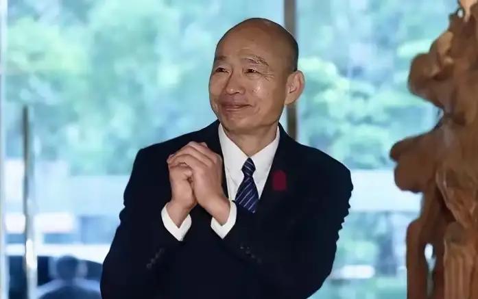 卢秀燕、韩国瑜买不到后悔药啊！郑丽文回到湾湾后，兴奋不已，非常激动，接连接受访问