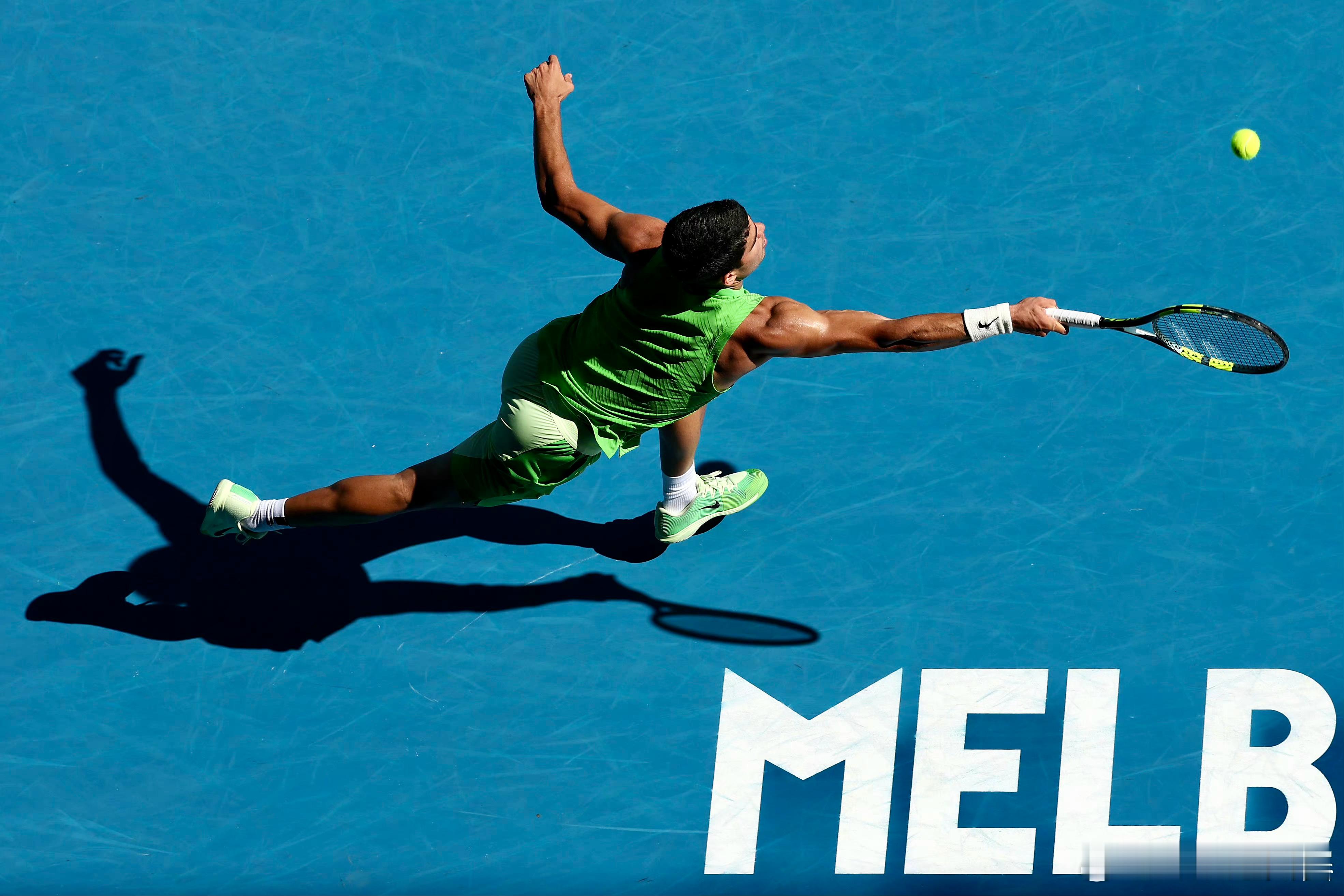 这是一场曲折、残忍的战斗，时长5小时27分钟，伤病是表象，大心脏和意志力才决定着