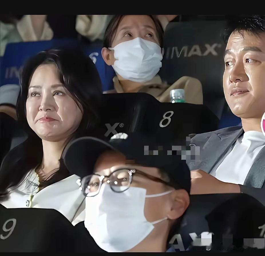 电视上看着一般般，真人巨漂亮！