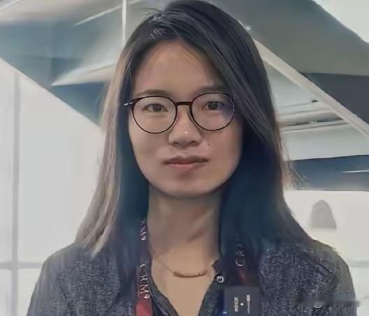 看了王虹的成功经历我忽然有一个想法，她在法国遇到了好导师，是导师带她走上正确的