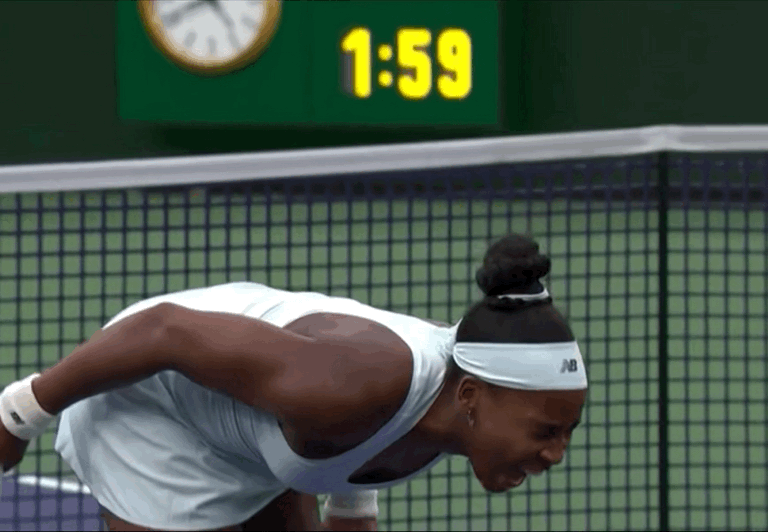 崩如溃高芙第二盘2-0到2-5，挽救盘点到5-5，然后交换发球局，抢七继续各种迷