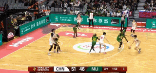 李月汝解放张子宇，命中率8中6，中国队一核心数据很尴尬女篮81:68赢马里，