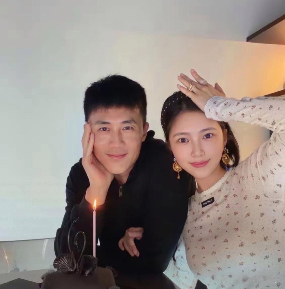 杜淳老婆王灿好漂亮。