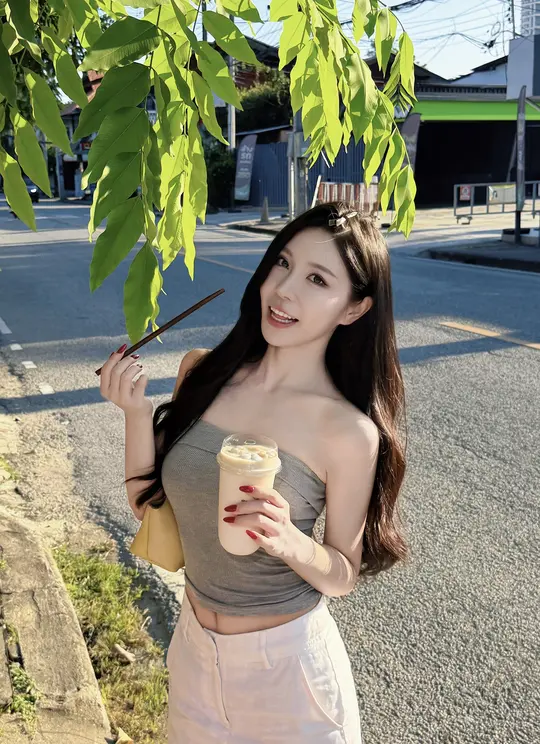 虚线剪开我的清迈生活