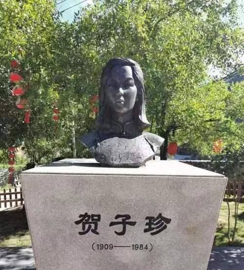 1958年春，刚刚担任外交部长的陈毅路过南昌，短暂停留，得知贺子珍在这里，便打算