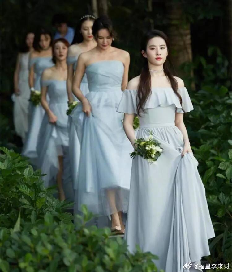 刘亦菲两次当伴娘气质真好～