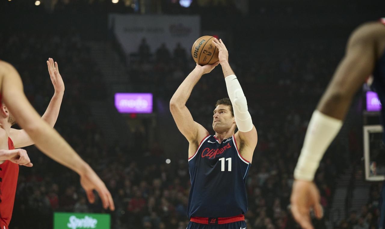 快船回光返照，解救一帮快失业的篮球界解说而已：1、快船三连胜，莱昂纳德、哈登连续