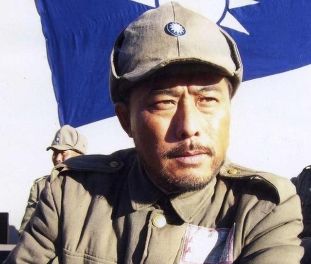 1948年12月22日，解放军攻入新保安，国民党军长郭景云对手下说，“快推两大桶