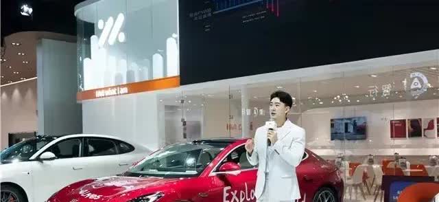 聪明人2025年买车不纠结：50万﹣﹣买问界M9!35万一一买奥迪A6!