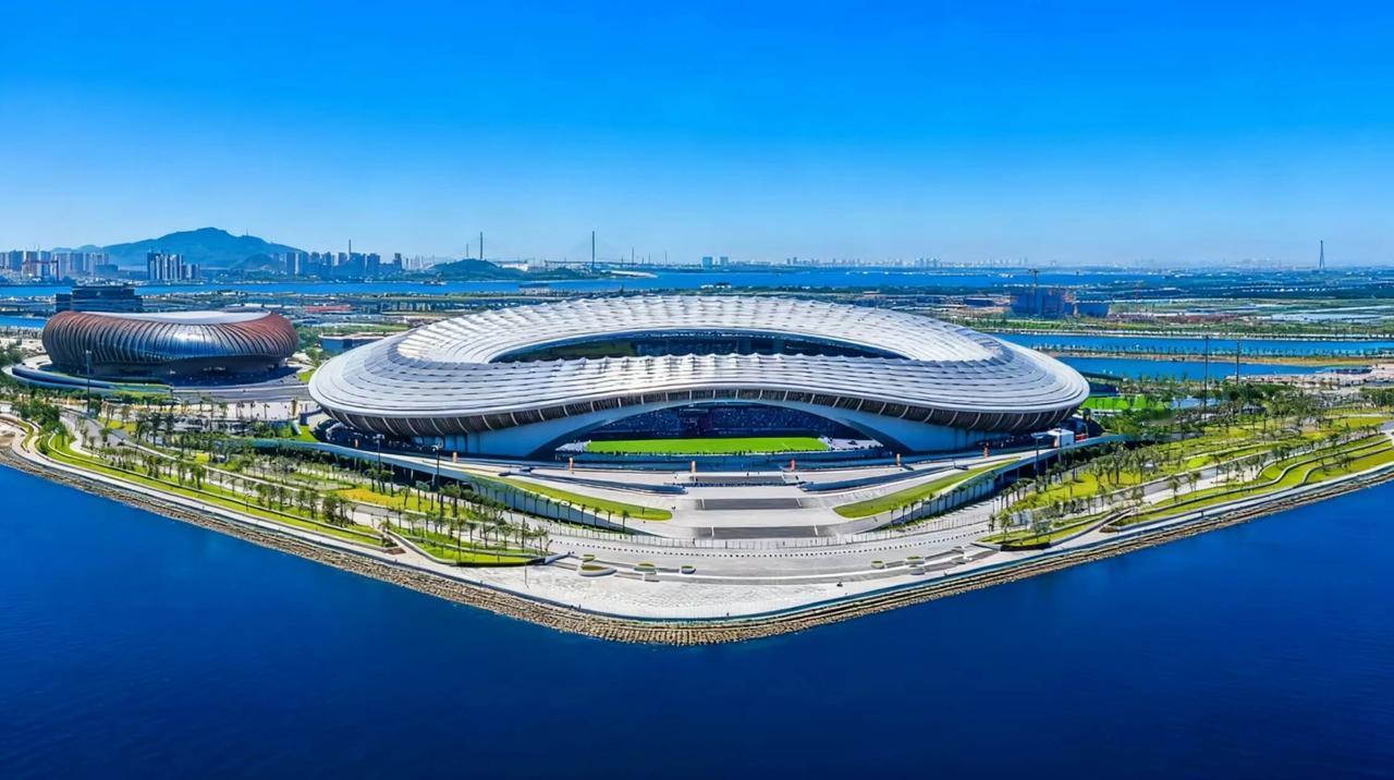 【会是谁呢？南沙大湾区文体中心五一要开大型演唱会】最近从信用广州可以查询到一则全