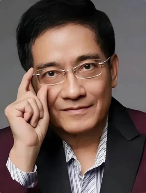 经济学家郎咸平说过一句很扎心的话：“没有子女，你就是社会最底层人，没有人保护你。