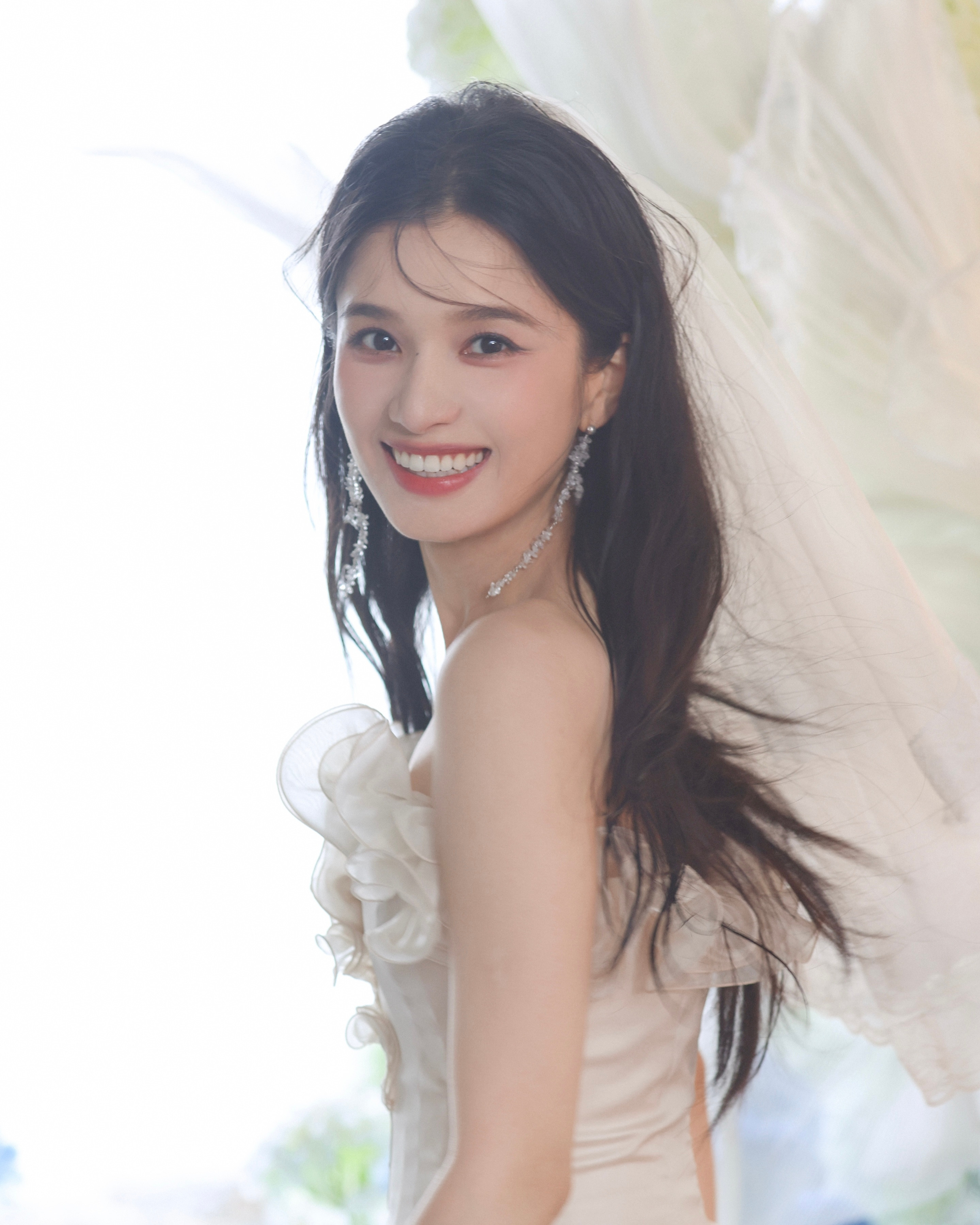 此女拥有最漂亮的牙弓……笑颜一我给婧仪要了！#张婧仪的牙弓##张婧仪大笑出神图#​