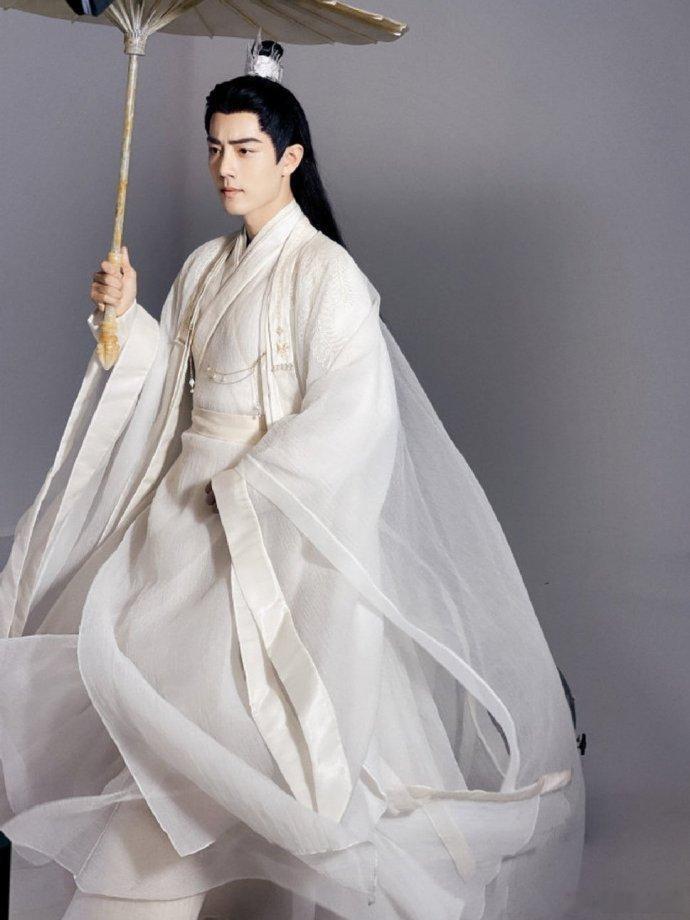 网传《得闲谨制》12月初上映，肖战突破以往戏路，与顶级制作团队携手，诠释普通人