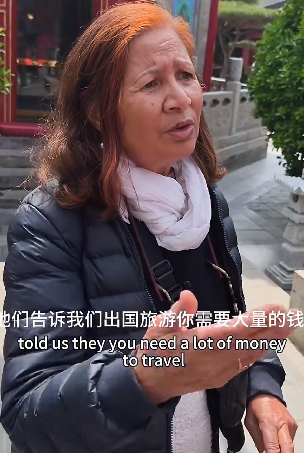 瑞士大妈鼓励中国人学习英语出国旅行她认为大部分中国人无法出国旅游是因为没钱还有