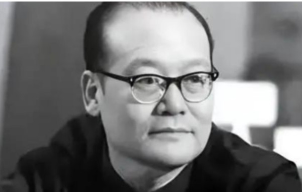 1980年，纪登奎的辞职申请获批后，他搬离了原来的住所，没想到，搬到新家后的一天