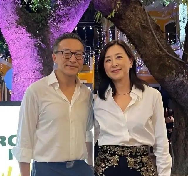 我认为蔡崇信先生跟妻子不是技术性离婚，这次离婚大概率也不是为了钱，也不是因为