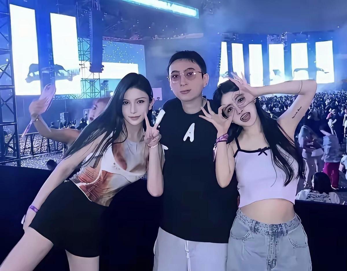 莱昂纳多换超模如换衣服，王思聪却只能在网红堆里打转，这俩人泡妞路数的差距，根本就是颜值鸿沟。王思聪被