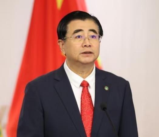 一句话评价国足历任主帅，大家觉得合适吗？铁子，败光国产教练的气运和前景！里皮