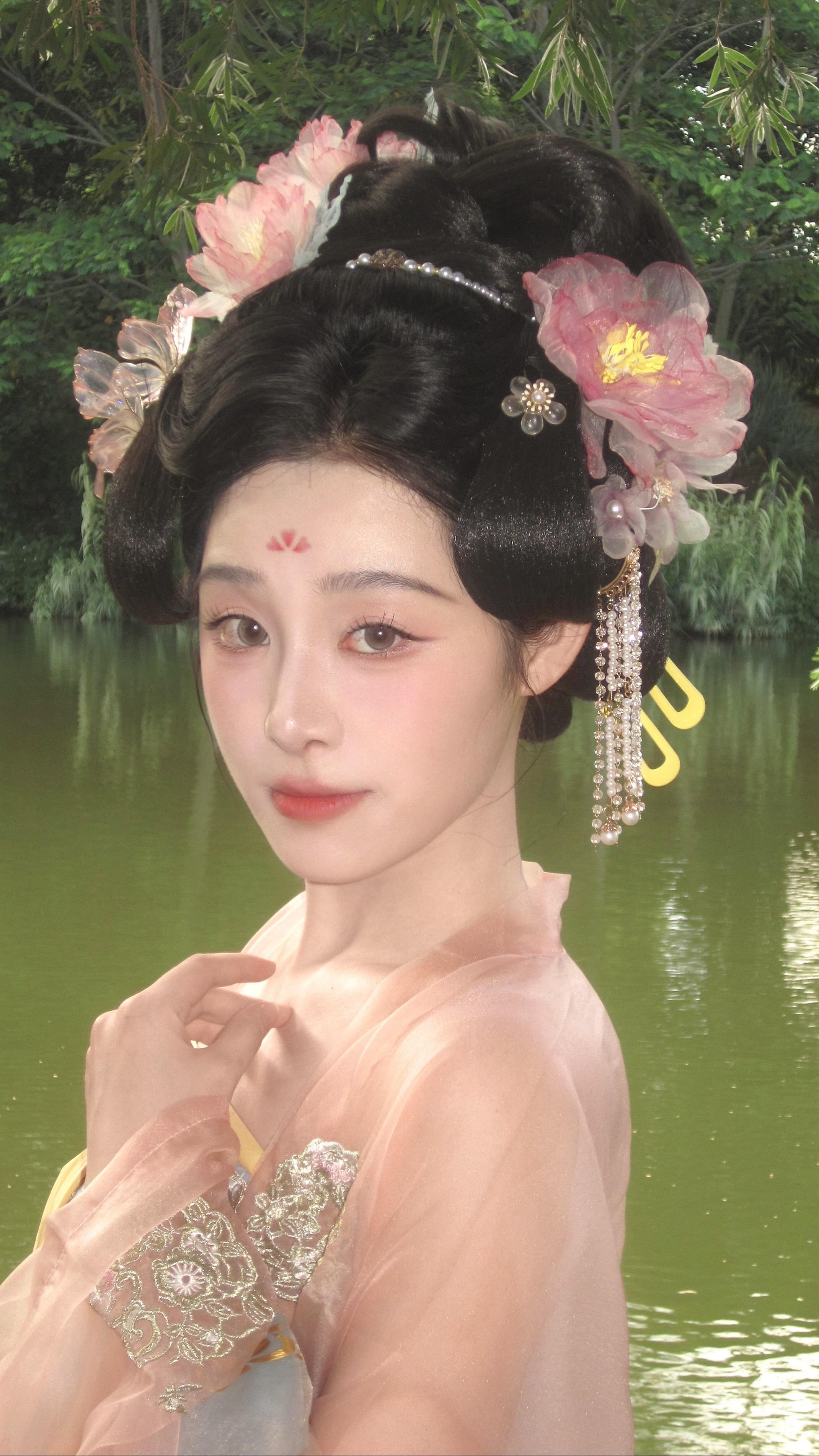 国风合伙人 唐风发型 汉服发型 妆造