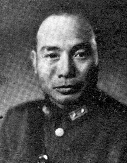 蒋介石信任的几个庸才：1、汤恩伯2、刘峙3、胡宗南4、陈诚5、何应钦今天咱们主