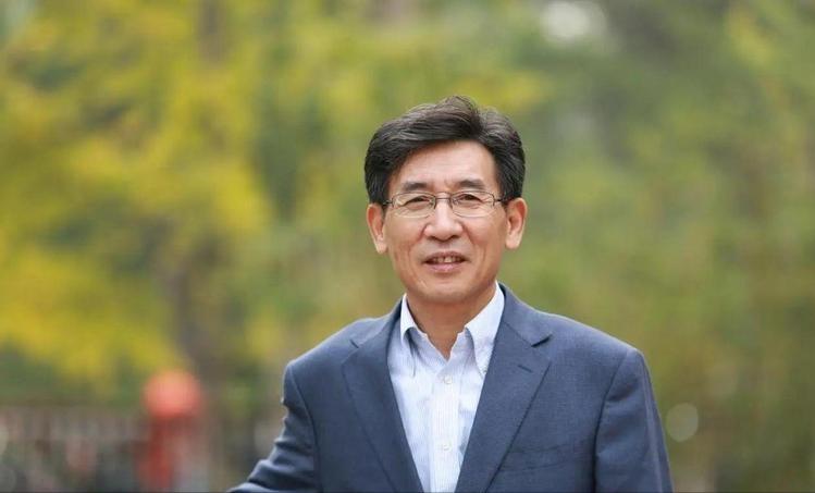 中国错失诺尔贝奖！弗朗西斯·哈尔岑拿奖了，一个人独享1200万瑞典克朗，薛其